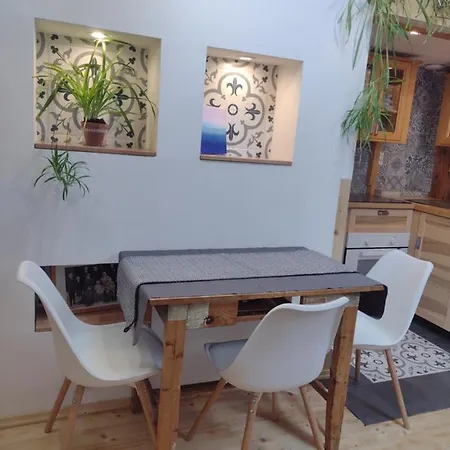 Daire Blizko Centra, Zilinska 20