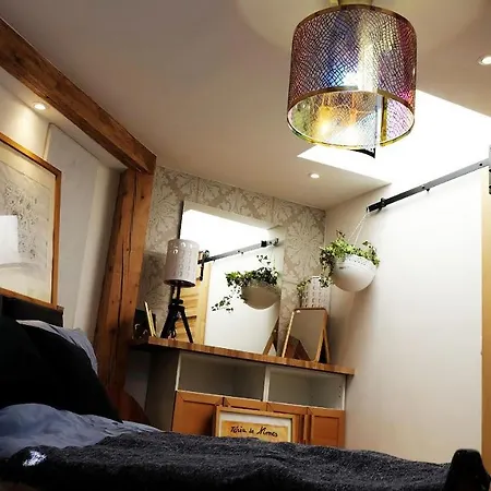 Apartment Blizko Centra, Zilinska 20 Pressburg